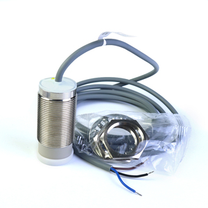Sensor de interruptor reflectante con detección de flujo de proximidad MICM30F40 para uso en interiores y exteriores - Product Image 5