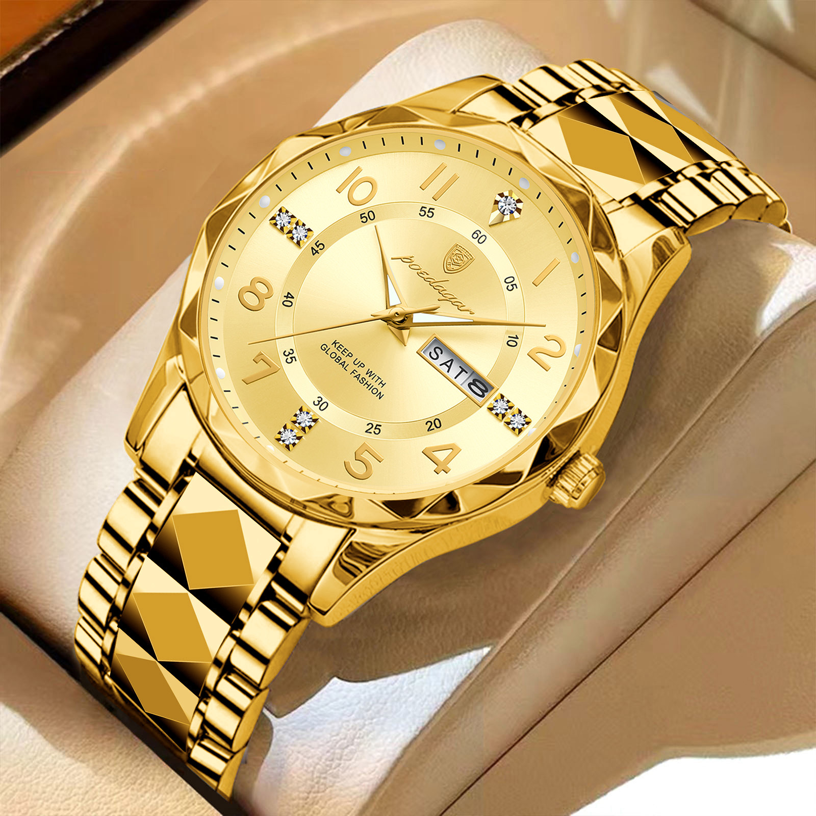 Boîtier en or 858, cadran en or, modèle bracelet en acier