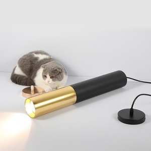 ブラックとゴールドのコラム北欧ダウンスポットライトレストランアルミバーロングチューブシャンデリア<span class=keywords><strong>LED</strong></span>ペンダントライト