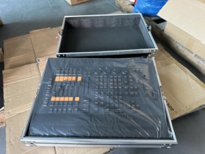 Pro DMX512 Wing Controller Dmx Light Console Dimmer con funciones de comando - Product Image 4