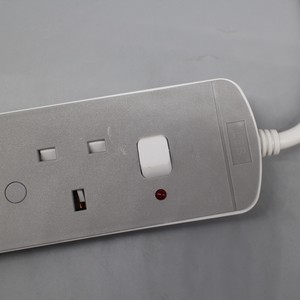 适用于家庭和办公室的带多插头和USB端口的高质量扩展插座使用英国标准 - Product Image 5