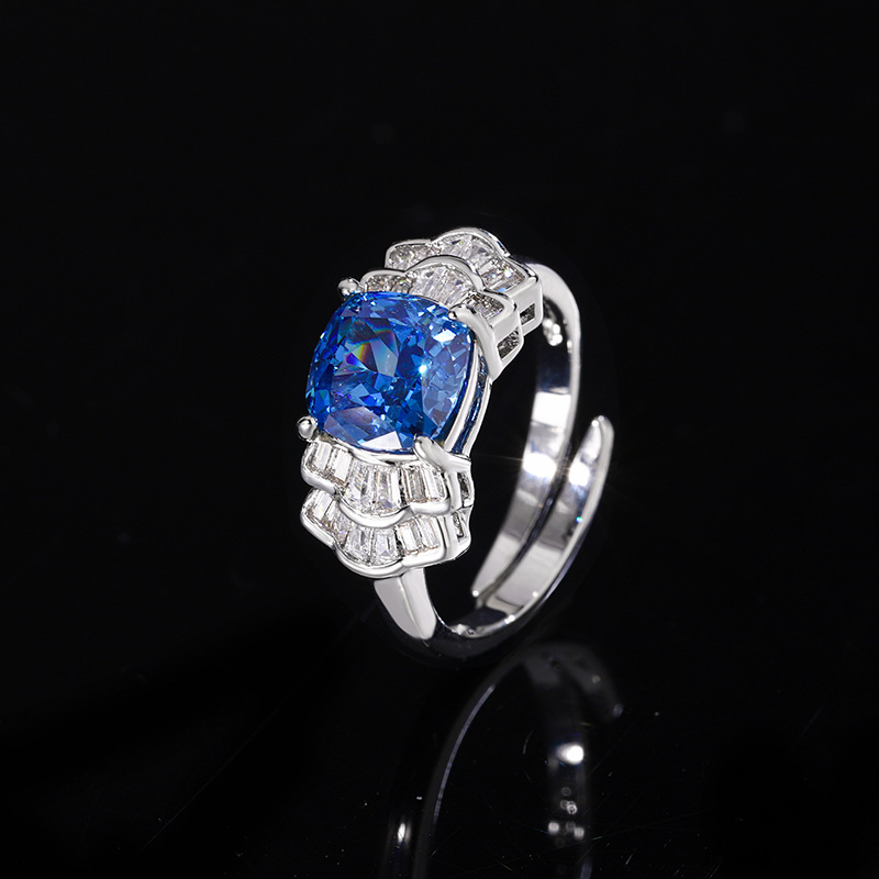 Anillo azul real con corte de flor de hielo de tamaño ajustable