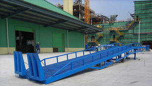 Rampa de muelle móvil hidráulica para contenedor: capacidad de carga personalizada y diseño duradero - Product Image 5