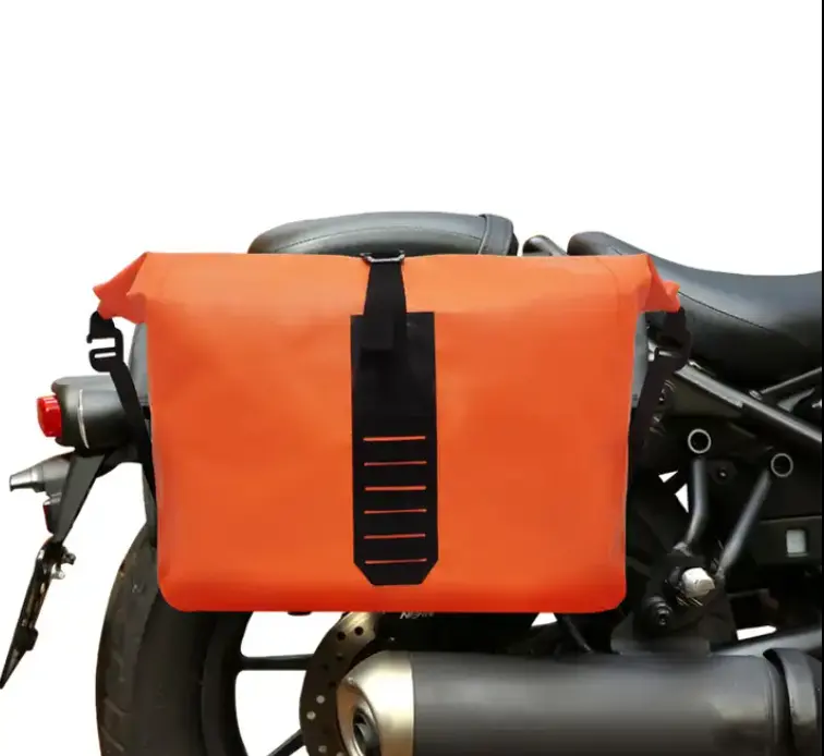 फैशन शैली अनुकूलित मोटरसाइकिल बैग वाटरप्रूफ ड्राई बैग पीवीसी मोटरसाइकिल साइड बैग