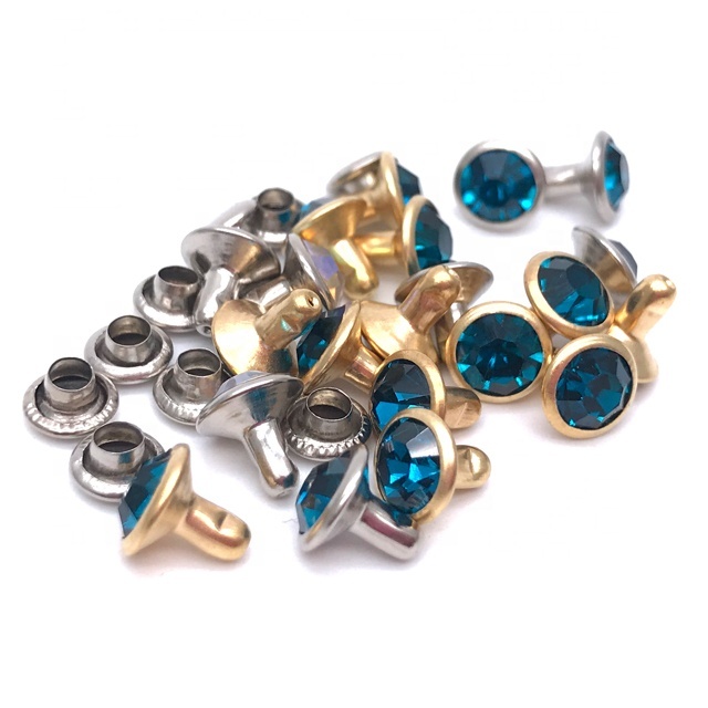 Blue zircon