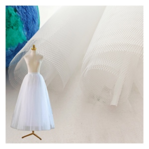 00% Polyester Sechseckiges hartes Netz Krinolin gewebe Atmungsaktives, schnell trocknendes Petticoat-Netz von Yard - Product Image 1