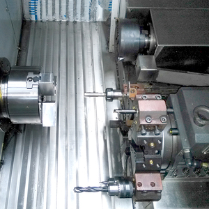 Macchina per tornitura Cnc garanzia commerciale ampiamente utilizzata tornitura Cnc di qualità superiore e tornio macchina a 2 assi - Product Image 5