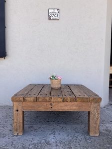 クラシックスクエアモダン木製コーヒーテーブル小さなリビングルーム家具シンプルなセンターベッド付き