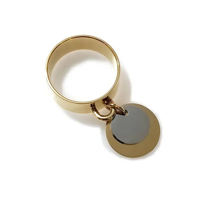 Lustro anello lucido 18K placcato oro due toni Fashion Band anello in acciaio inox gioielli con medaglione