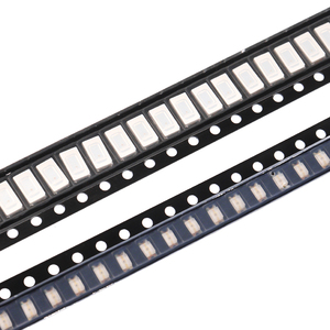 XINGLIGHT WS2812B integrato 5050 SMD Chip lampada perline 5V Chip incorporati 6 Pin Sk6812 2020 RGB perline programmabili LED Smd - Product Image 4