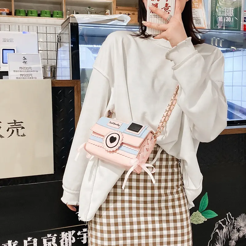 Bordi ondulati fantasia cartone animato forma della macchina fotografica catena spalla Lady Casual Mini Messenger borsa pochette personalizzata borsa con fiocco