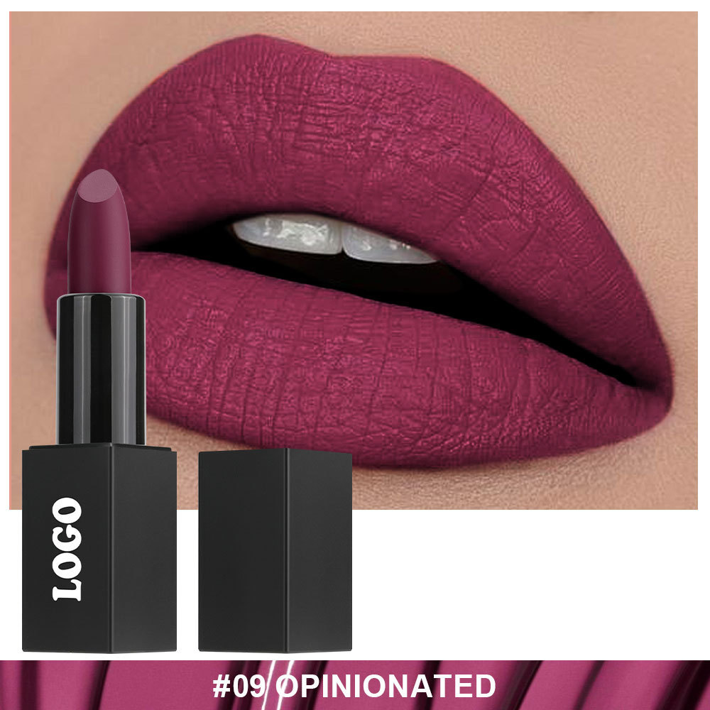 Barra de labios negro mate 09