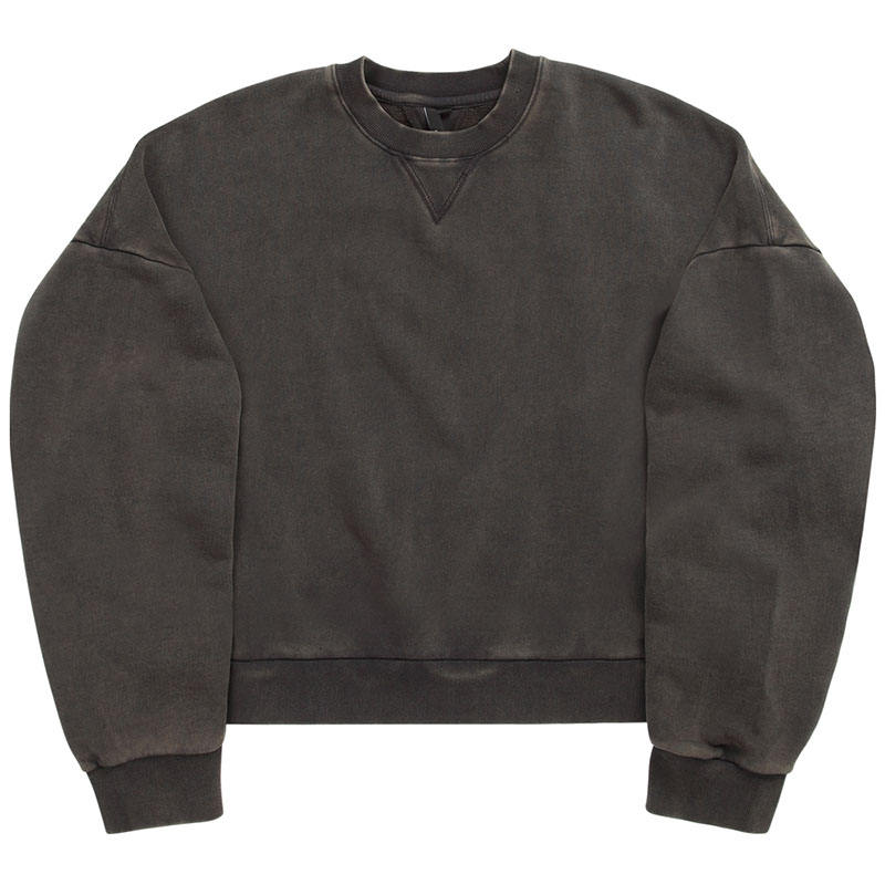 สีเทาเข้ม