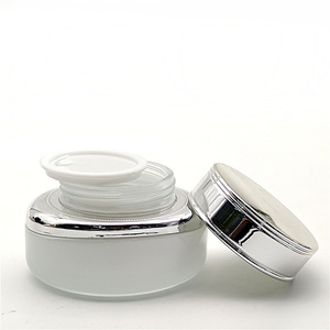 Kozmetik ambalaj lüks benzersiz boş krem 30ml <span class=keywords><strong>50</strong></span> Ml 60ml cam cam beyaz pembe açık kehribar Oval şekil kozmetik kavanoz krem