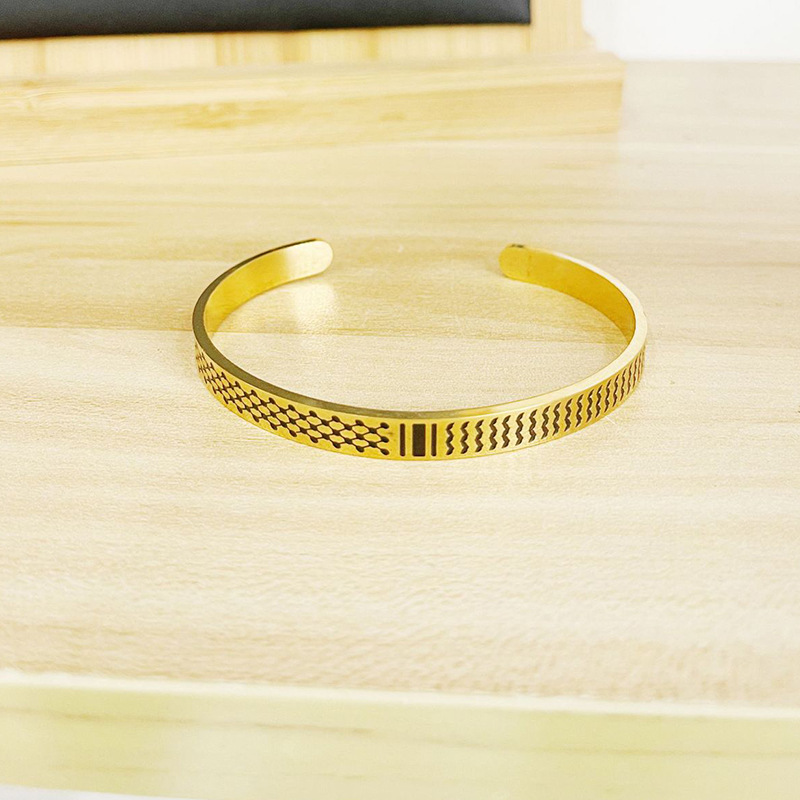 ลาย A-keffiyeh สีทอง