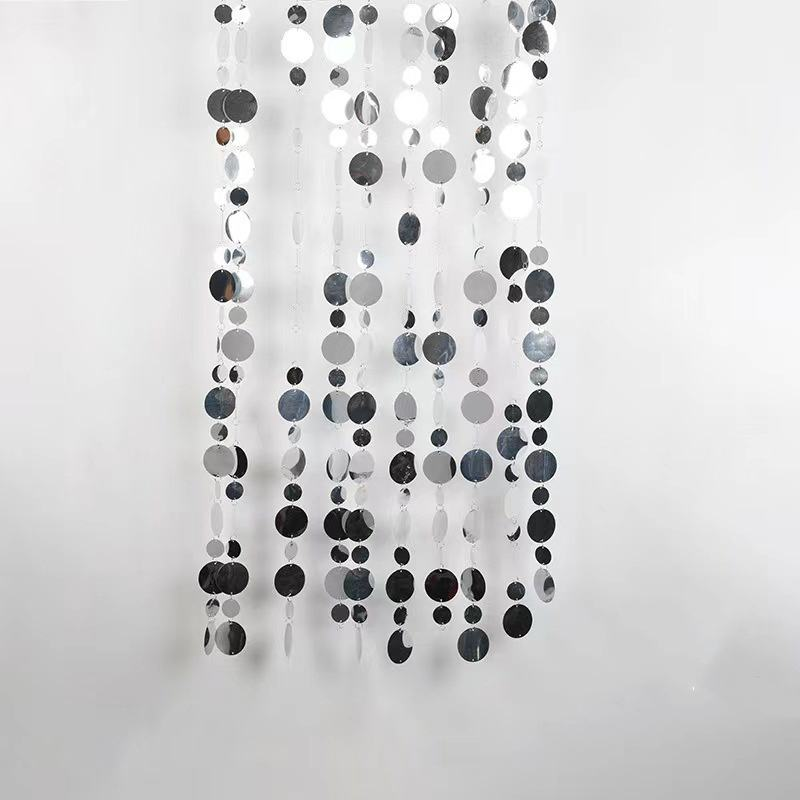 Argent grandes et petites paillettes circulaires (1 mètre de long)