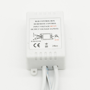 Di alta qualità Mini 24 tasti LED RGB luce Controller DC12V 6A Wireless IR telecomando RGB LED Mini Dimmer per SMD3528 5050 striscia LED