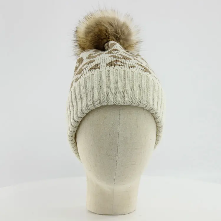 Cappello a cuffia lavorato a maglia pompon con motivo Jacquard cappello invernale lavorato a maglia caldo da donna
