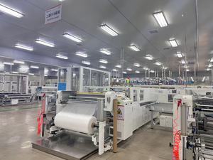 金科710瓦双面模块N型单晶硅太阳能电池板，最大730瓦功率Topcon & Bipv设计 - Product Image 3