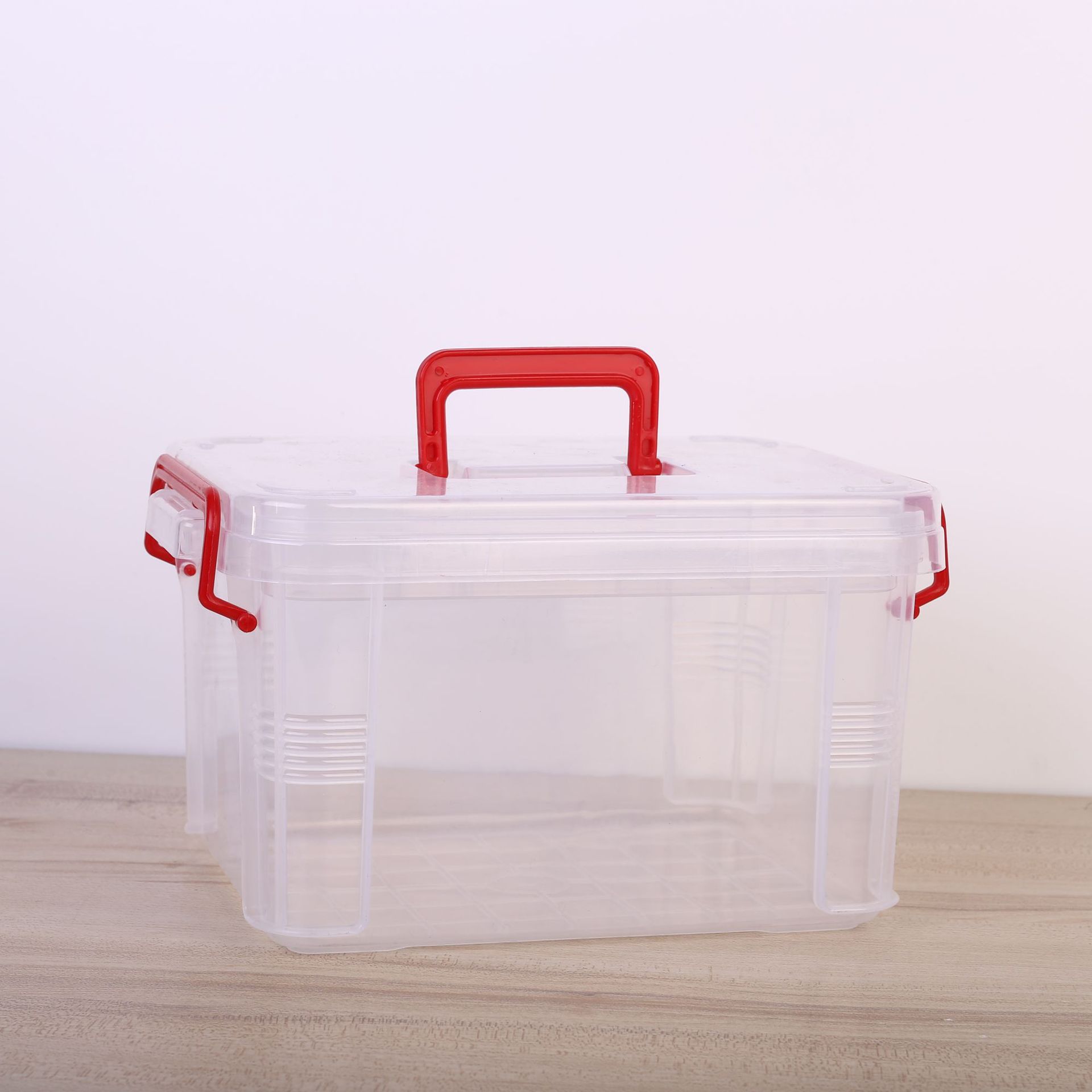 Poignée rouge transparente