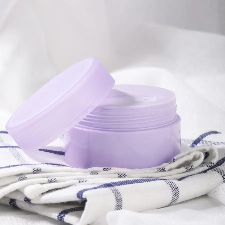 30 50 ml Pots de crème airless taille voyage personnalisés lilas violet couleur plastique airless PP enfants visage hanche crème de soin de la peau pot d'emballage