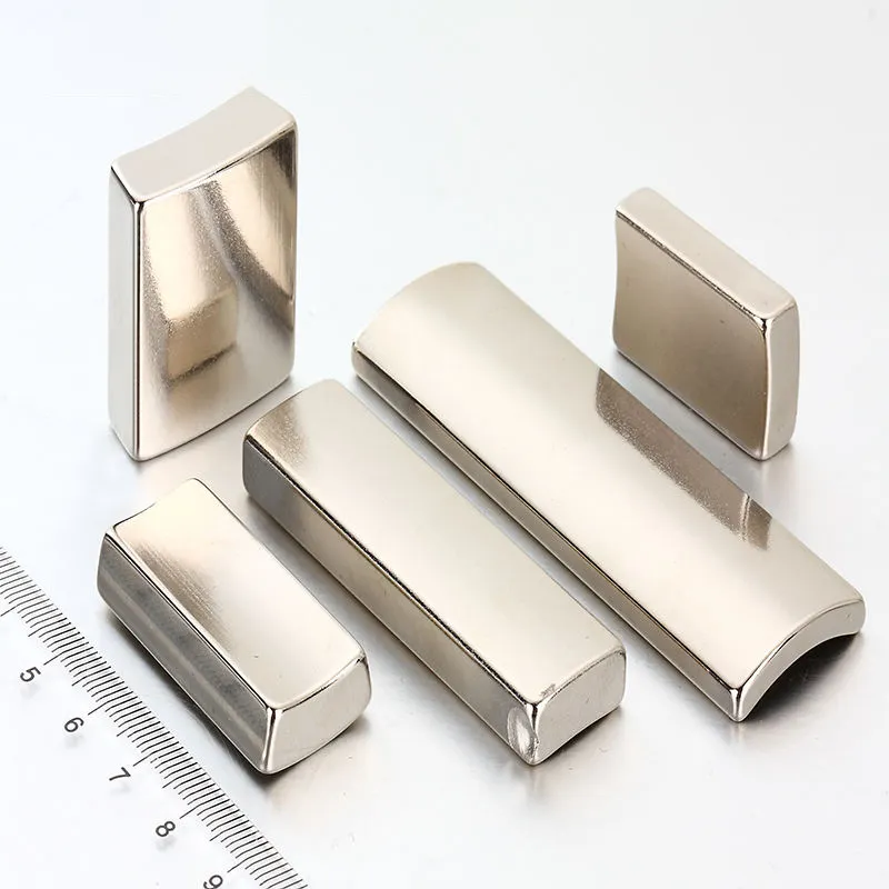 N35-N52 đoạn Neodymium M H SH UH vĩnh viễn NdFeB ARC gạch phân khúc động cơ máy phát điện nam châm Quạt hình nam châm