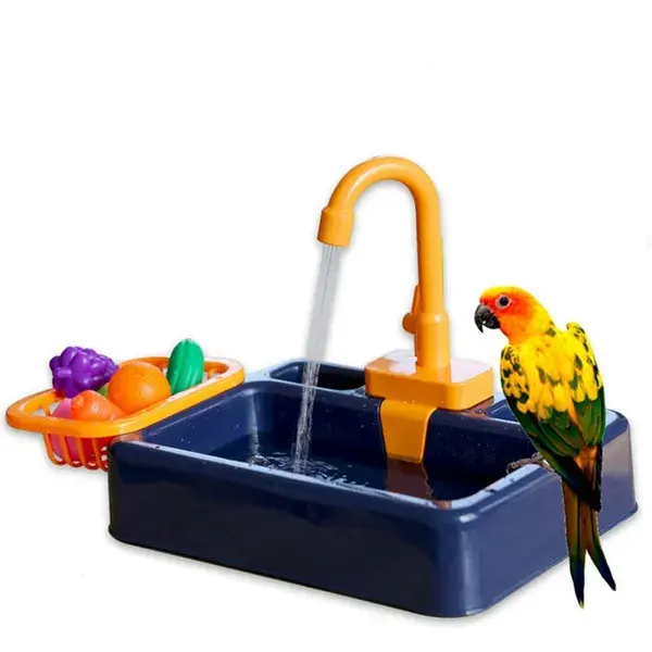 Wholesale Hot Selling Bonka Bird Fountains Food Container Cleaning Tool Chewing Foraging Pet Feeder Fun Parrots Plastic Play Toy