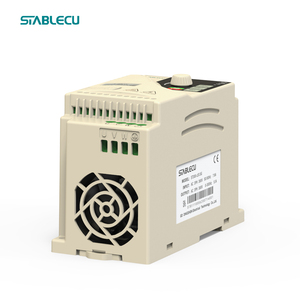 Inversor de frecuencia de CA de 1.5KW Unidad de frecuencia variable 220V Entrada y salida trifásica Mini VFD VSD para máquina de modelación de inyección - Product Image 3