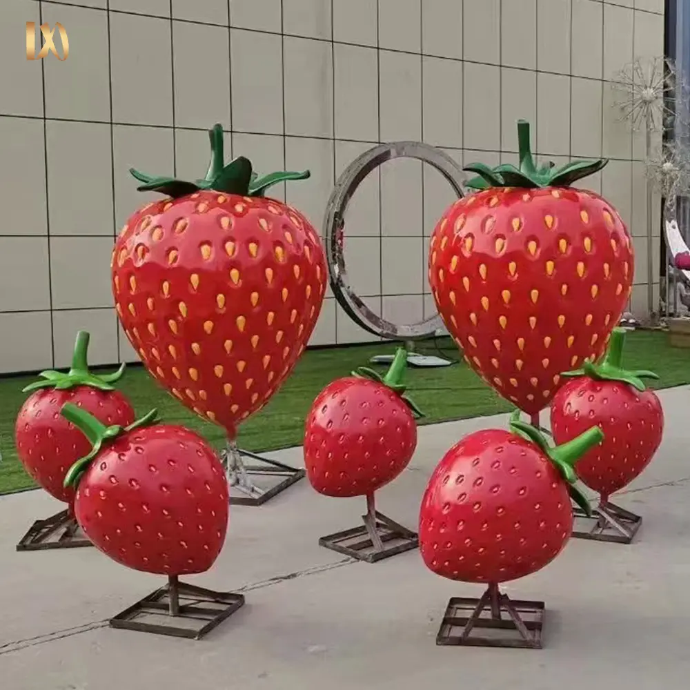 거대한 큰 섬유유리 수지 딸기 과일 판매를 위한 옥외 훈장 조각품 동상