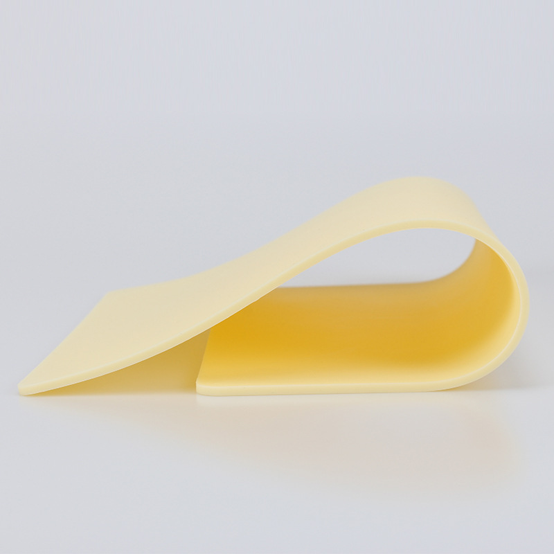 Jaune