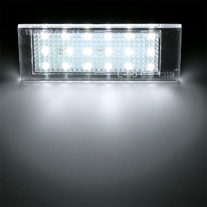 Renault Vel Satis用LEDナンバープレートライト2005.04-2009 Twingo II 2007-2014 Clio III 2005-2014 Clio IV 2012 ~ Espspace IV 2002 ~ - Product Image 3