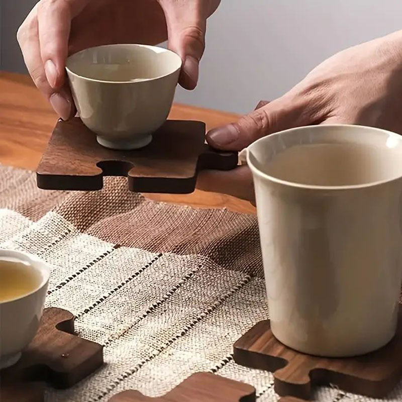 Puzzle brun foncé