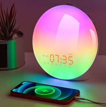 Design colorato a schermo intero K8 con cavo dati USB
