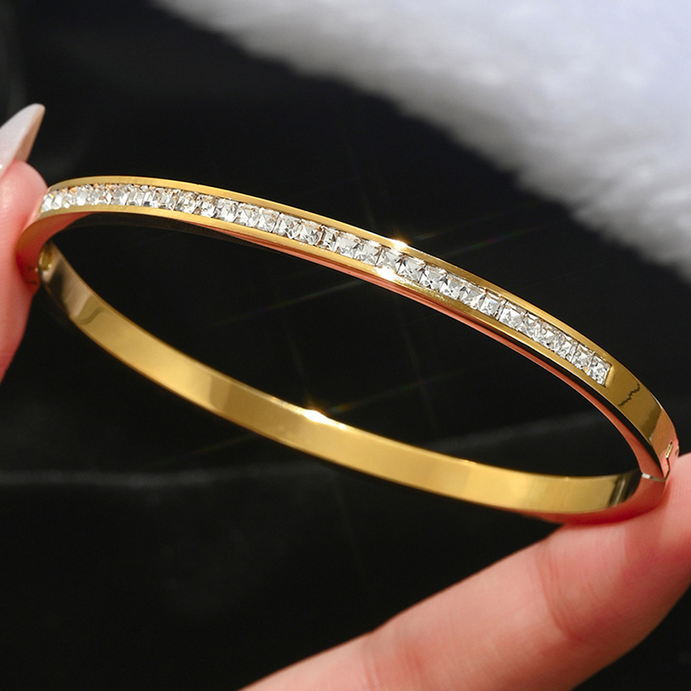 Oro-S004