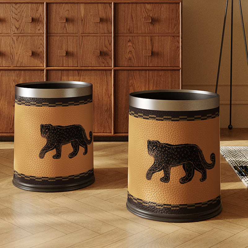 Lazo de basura de cuero de leopardo bosque profundo