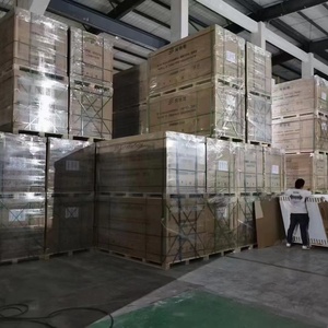 美国库存700瓦单晶硅太阳能电池板双面太阳能电池板光伏模块，最大功率550瓦包装在托盘上 - Product Image 4