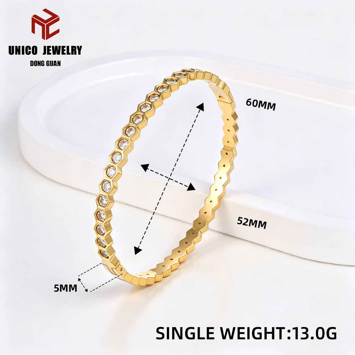 Oro LZ0272