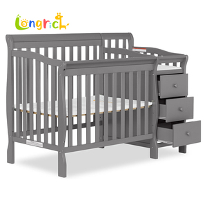 Bán Buôn Gỗ 3-Trong-1 Mini <span class=keywords><strong>Crib</strong></span> Và Thay Đổi Bảng Trong Ba Vị Trí Có Thể Điều Chỉnh Nệm Chiều Cao Cài Đặt Bé <span class=keywords><strong>Crib</strong></span> Với Ngăn Kéo - Product Image 1