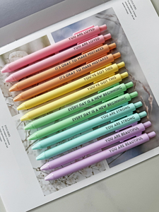 12PCS pastel motivational inspirational khuyến khích <span class=keywords><strong>Pen</strong></span> Set có thể thu vào hạnh phúc tích cực bút mực đen cao su hoàn thành bút bi - Product Image 2