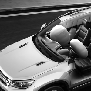 2024 Changan CS75 Compact SUV Five Doors Five Seats Vehicles Six-speed Manual Fuel Car Cheap China Gasoline New Car Changan CS75 - Product Image 6