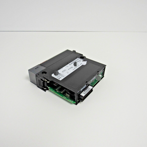 Nuevo controlador de programación PLC dedicado PAC de automatización Industrial original listo para uso en stock - Product Image 1