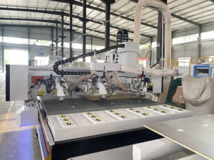 <strong>Cnc</strong> <strong>Router</strong> <strong>Machine</strong> for Wood <strong>Cnc</strong> Wood <strong>Router</strong> with Automatic <strong>Loading</strong> Unloading Labeling