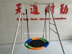 优质室内游乐场秋千架，可承受各种元素并提供安全的乐趣