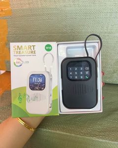 Portable 8000mAh Power Bank with 2.01 Inch Display USB <strong>Input</strong> &amp; 5W <strong>Output</strong> Fast Charging 2 Charging Cables Multi-Language Options - Product Image 2