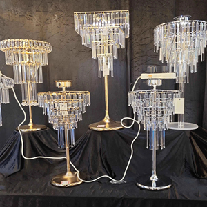 Düğün merkezi düzeni sahne dekorasyon süsler fabrika doğrudan tedarik yeni düğün sahne galvanik masa şamdan. - Product Image 1