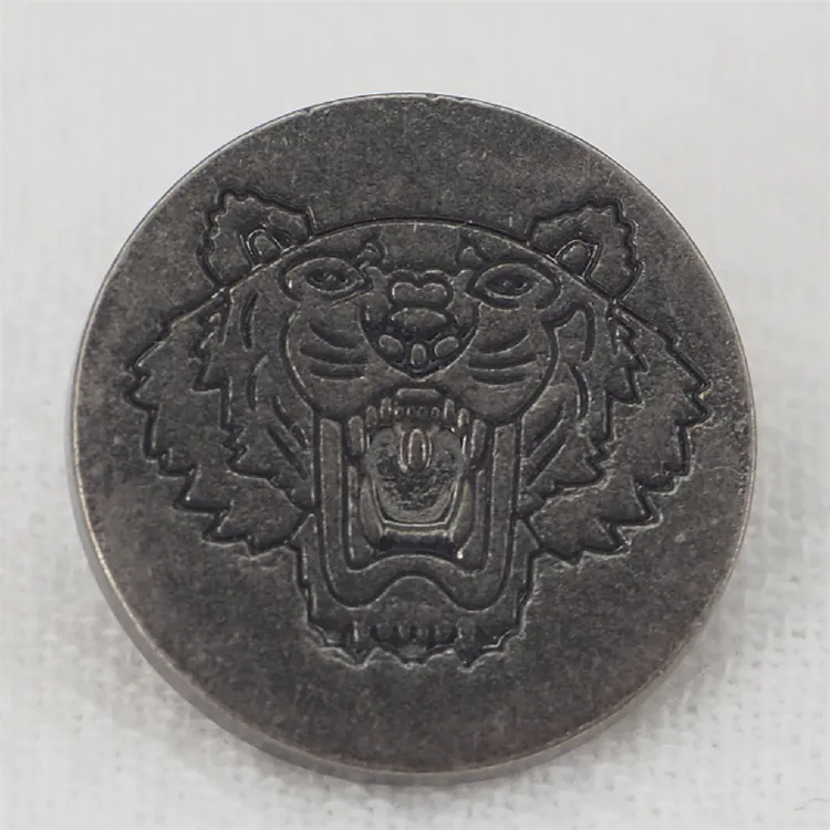 Logo personalizzato con pulsante a scatto in rilievo in lega di zinco metallo oro argento Denim con gambo Jeans bottoni e rivetti per i vestiti di Jeans
