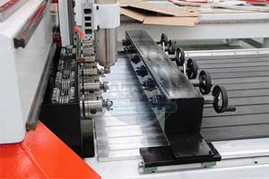 路由器位cnc 3轴多头cnc路由器价格便宜1325 axyz cnc路由器出售