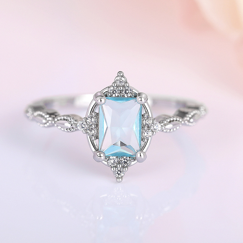 H388 white gold