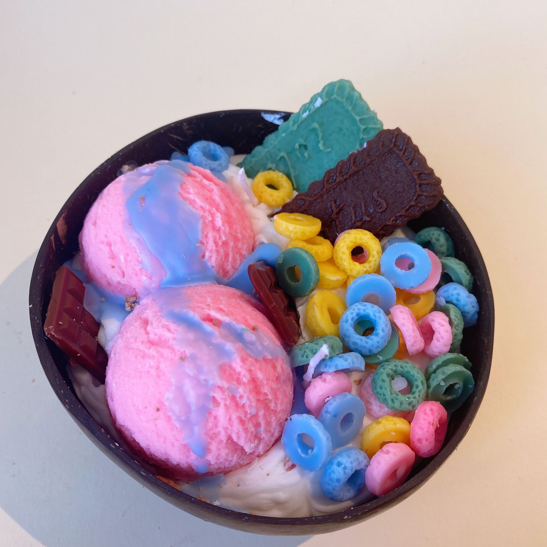 Glace à la crème en forme de donut