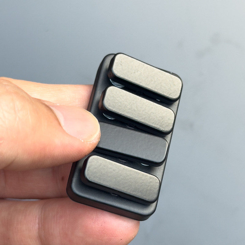 Four key-black-push cards